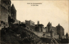 Cité de Carcassonne-Le Coté Ouest à Carcassonne
