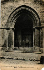 Alais - Le Porche de la Cathédrale -
													30 Gard
												
