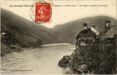 Gorges de la Dordogne - Un Aspect des Rives a Nauzenac