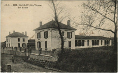 Saillat- Les Ecoles