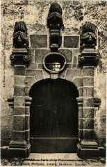 Dorat - Porte de la Maison Hist.