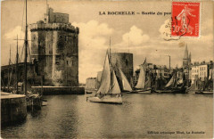 La Rochelle - Sortie du port -
																					17000 La Rochelle
																			