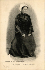 Ile-de-Re - Rhétaise en toilette