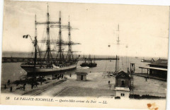 La Pallice-Rochelle - Quatro-Mats sortant du Port