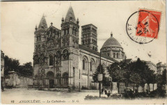 Angouleme- La Cathedrale France à Angoulême