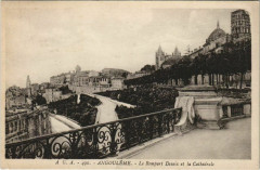 Angouleme- Rempart Desaix et la Cathedrale France à Angoulême