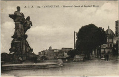 Angouleme- Monument Carnot et Rempart Desaix France à Angoulême
