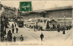 Angouleme- Place des Halles Centrales France à Angoulême