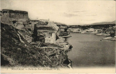 Bonifacio - Partie du Port et le Goulet Corsica - Corse à Bonifacio