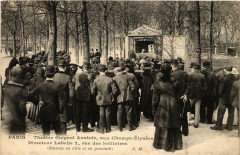 Paris 8e Théatre Guignol Anatole aux Champs-Elysées à Paris 8e