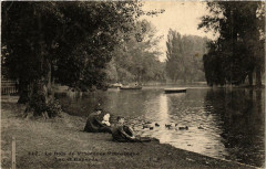 Paris 12e Le Bois de Vincennes Pittoresque Lac et Canards à Paris 12e