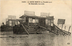 Paris Inondations La Sine monte. Un embarcadere inaccesible à Paris