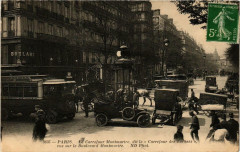 Paris Le Carrefour Montmartre. Carrefour de Ecrasés à Paris