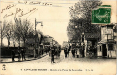 Entrée à la Porte de Courcelles à Paris 17e