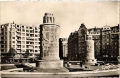 Les Fontaines de la place de la Porte de Saint-Cloud à Paris 16e