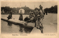 Paris Vécu. Au Luxembourg à Paris