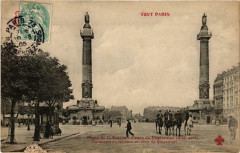Carte postale ancienne Cours de Vincennes à la Place de la Nation - Les Colonnes du Trône
                                                                     à Paris 12e
                                