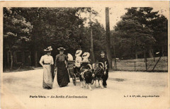 Carte postale ancienne Au Jardin d'Acclimatation
                                                                     à Neuilly-sur-Seine
                                
