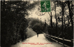 Bois de Vincennes - Route des Barrières  conduisant à Saint-Maur à Saint-Maurice