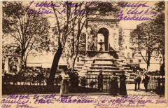Paris Ses Squares et ses Jardins. 70. Square et Fontaine -
																					75000 Paris
																			