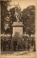 Paris Ses Squares et ses Jardins. 111. Square des Vosges -
																					75000 Paris
																			