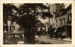 Carte postale ancienne La Place du Tertre
                                                                     à Paris 18e
                                