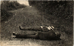 Carte postale ancienne Bois de Boulogne - Le repos hebdomadaire
                                                                     à Paris 16e
                                