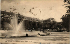 Paris (1e) Jardin du Palais Royal à Paris 1er