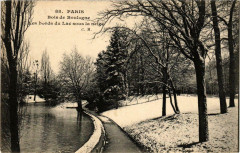 Bois de Boulogne en hiver - Les bords du Lac sous la neige -
																					75000 Paris
																			