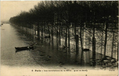 Carte postale ancienne Les inondations de la Seine - Quai de Bercy
                                                                     à Paris 12e
                                