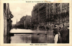 Souvenir des Inondations. Paris Avenue Ledru-Rollin à Paris