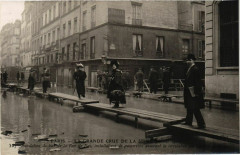 Paris La Grande Crue de la Seine 1910 Rue du Bac -
																					75000 Paris
																			