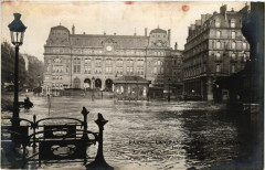 Paris La Grande Crue de la Seine 1910 Rue Saint-Lazare -
																					75000 Paris
																			
