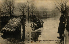 Carte postale ancienne La Crue de la Seine (Janvier - Février 1910) - Rue de la Convention
                                                                     à Paris 15e
                                