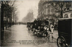 Paris La Grande Crue de la Seine 1910 Boulevard Diderot à Paris