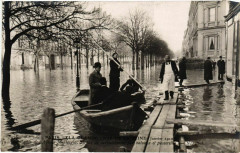 Paris La Grande Crue de la Seine 1910 Avenue Montaigne à Paris
