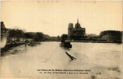 Paris La Crue de la Seine 1910 Au Pont de l'Archeveche à Paris