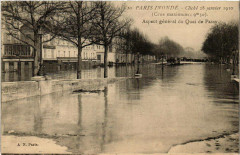 Carte postale ancienne Paris inondé - Cliché 28 janvier 1910 - Aspect général du Quai de Passy
                                                                     à Paris 16e
                                
