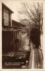 Paris Inondations 1910 Rue de la Convention à Paris