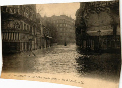 Paris Inondations 1910 Rue de l'Arcade à Paris