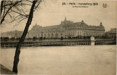 Paris Inondations 1910 Le Pont de Solferino à Paris