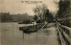 Paris Inondations 1910 La Seine au Pont Royal à Paris