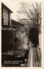 Paris Inondation 491 La Rue de la Convention à Paris