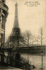 Carte postale ancienne Crue de la Seine - Passerelle de Passy - Le 29 Janvier 1910
                                                                     à Paris 16e
                                