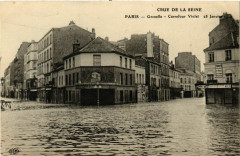 Carte postale ancienne Crue de la Seine - Grenelle - Carrefour Violet - 28 Janvier 1910
                                                                     à Paris 15e
                                
