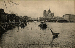 La Grande Crue de la Seine 41 Le Port de la Tournelle