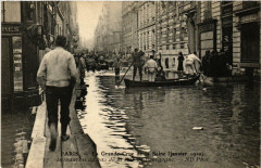 La Grande Crue de la Seine 77 Bas de la Rue de Bourgogne