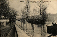La Grande Crue de la Seine 43 Le Port de l'Hotel de Ville