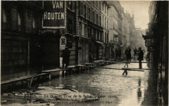 La Grande Crue de la Seine 146 Rue du Bac