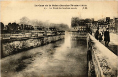 La Crue de la Seine 63 Les Fosses des Invalides inondes